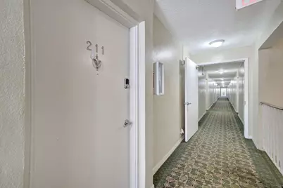 2400 NE 33rd Avenue #211, Fort Lauderdale, FL 33305 - Photo 4