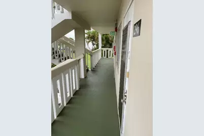 296 Grantham F #F, Deerfield Beach, FL 33442 - Photo 4