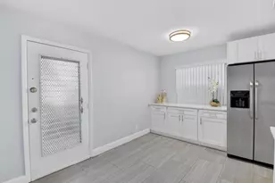 450 Piedmont J, Delray Beach, FL 33484 - Photo 4