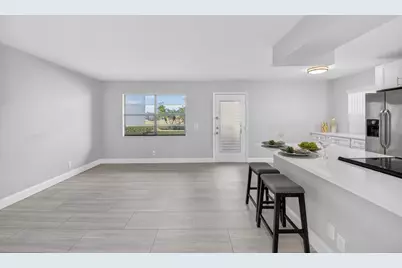 450 Piedmont J, Delray Beach, FL 33484 - Photo 2
