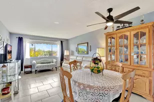 2812 Garden Dr S, Lake Worth, FL 33461 - Photo 2