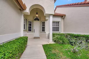 23437 Water Cir, Boca Raton, FL 33486 - Photo 2