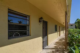 400 18th St, Vero Beach, FL 32960 - Photo 2