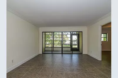 400 18th Street #G2, Vero Beach, FL 32960 - Photo 6