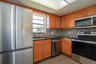 400 18th St, Vero Beach, FL 32960 - Photo 12