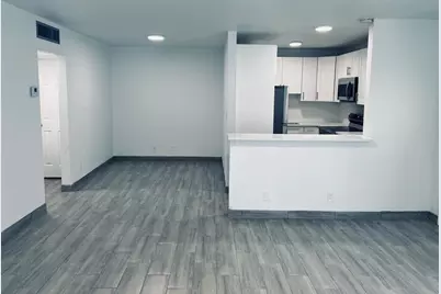 930 N 14th Court, Hollywood, FL 33020 - Photo 8