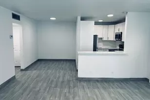 930 N 14th Ct, Hollywood, FL 33020 - Photo 8