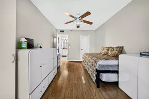 1039 Berkshire B, Deerfield Beach, FL 33442 - Photo 16