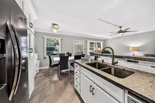 1039 Berkshire B, Deerfield Beach, FL 33442 - Photo 8