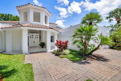 1084 Seagull Park Road S, West Palm Beach, FL 33411 - Photo 4