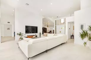 1084 Seagull Park Rd S, West Palm Beach, FL 33411 - Photo 10