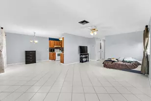 3360 NE Rossi Ct NE, West Palm Beach, FL 33417 - Photo 22