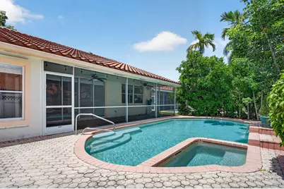 9175 NW 41st Manor, Coral Springs, FL 33065 - Photo 4