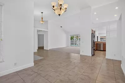 9175 NW 41st Manor, Coral Springs, FL 33065 - Photo 10