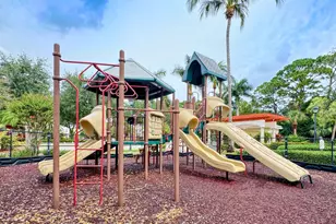 9309 Myrtlewood Cir W, Palm Beach Gardens, FL 33418 - Photo 28