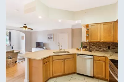 9309 Myrtlewood Circle W #9309, Palm Beach Gardens, FL 33418 - Photo 4