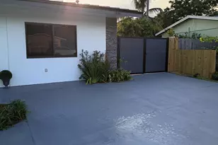 3141 NE 14th Ave, Pompano Beach, FL 33064 - Photo 4