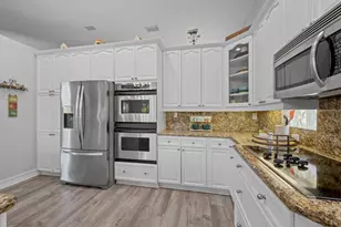 5349 Oakmont Village Cir, Lake Worth, FL 33463 - Photo 14