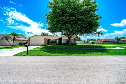 574 Juniper Place, Wellington, FL 33414 - Photo 14