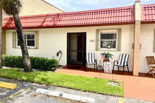154 Lake Dora Dr, West Palm Beach, FL 33411 - Photo 30