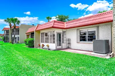 154 Lake Dora Drive, West Palm Beach, FL 33411 - Photo 8