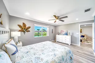 154 Lake Dora Dr, West Palm Beach, FL 33411 - Photo 18