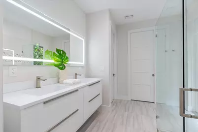412 SE 4th Avenue, Delray Beach, FL 33483 - Photo 12