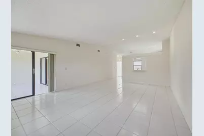 6200 Kings Gate Circle, Delray Beach, FL 33484 - Photo 10