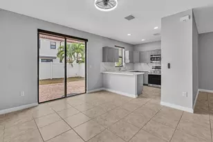 3320 W 90th St, Hialeah, FL 33018 - Photo 16
