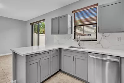 3320 W 90th Street, Hialeah, FL 33018 - Photo 26
