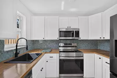665 W 7th Street, Riviera Beach, FL 33404 - Photo 20