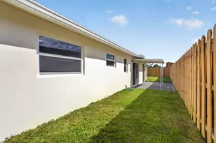 665 W 7th St, Riviera Beach, FL 33404 - Photo 54