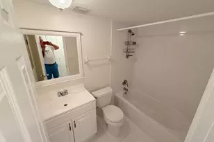 9230 Lagoon Pl, Davie, FL 33324 - Photo 8