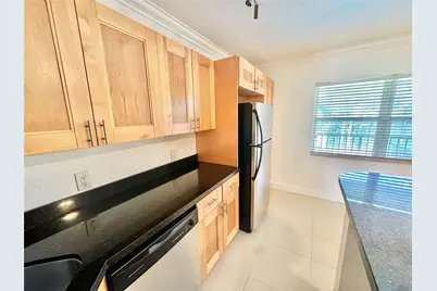 660 NE 11th Avenue #202, Fort Lauderdale, FL 33304 - Photo 14