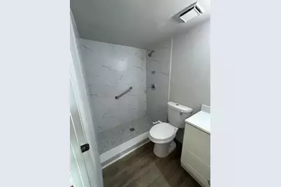450 W Palm Cir Circle W #103, Pembroke Pines, FL 33025 - Photo 14