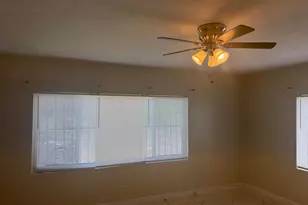 7803 NW 8th Ave, Miami, FL 33150 - Photo 6