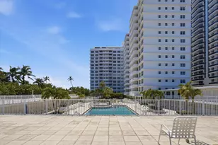 4747 Collins Ave, Miami Beach, FL 33140 - Photo 36