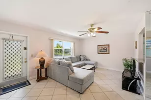 383 Saxony Ln, Delray Beach, FL 33446 - Photo 6