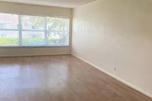760 SE 2nd Ave, Deerfield Beach, FL 33441 - Photo 4