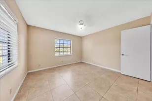 180 Cypress Club Dr, Pompano Beach, FL 33060 - Photo 30