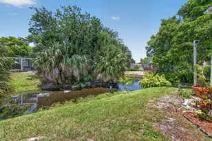 170 Maple Ave W, Palm Beach Gardens, FL 33410 - Photo 8