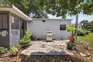 170 Maple Ave W, Palm Beach Gardens, FL 33410 - Photo 50