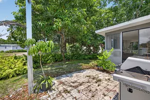 170 Maple Ave W, Palm Beach Gardens, FL 33410 - Photo 42