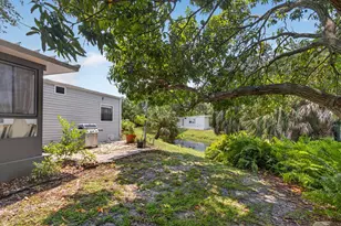 170 Maple Ave W, Palm Beach Gardens, FL 33410 - Photo 46
