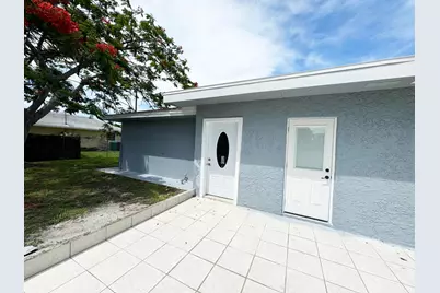 702 NE Lanfair Street, Port Saint Lucie, FL 34983 - Photo 4