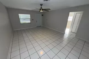 3854 Van Cott St, West Palm Beach, FL 33403 - Photo 10