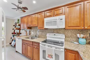 1041 Orange Terrace, Delray Beach, FL 33445 - Photo 4