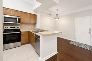 2210 Myrtlewood Cir E, Palm Beach Gardens, FL 33418 - Photo 2