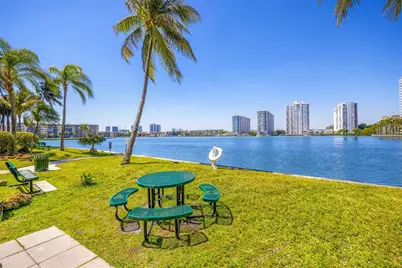 18181 NE 31st Court #804, Aventura, FL 33160 - Photo 24