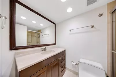 18181 NE 31st Court #804, Aventura, FL 33160 - Photo 16